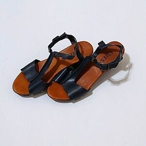 Biba Women's T-Strap Heeled Sandals